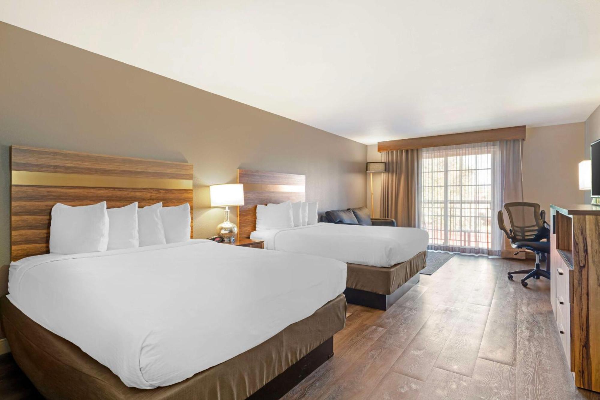 Best Western Cedar Inn & Suites Angels Camp Esterno foto