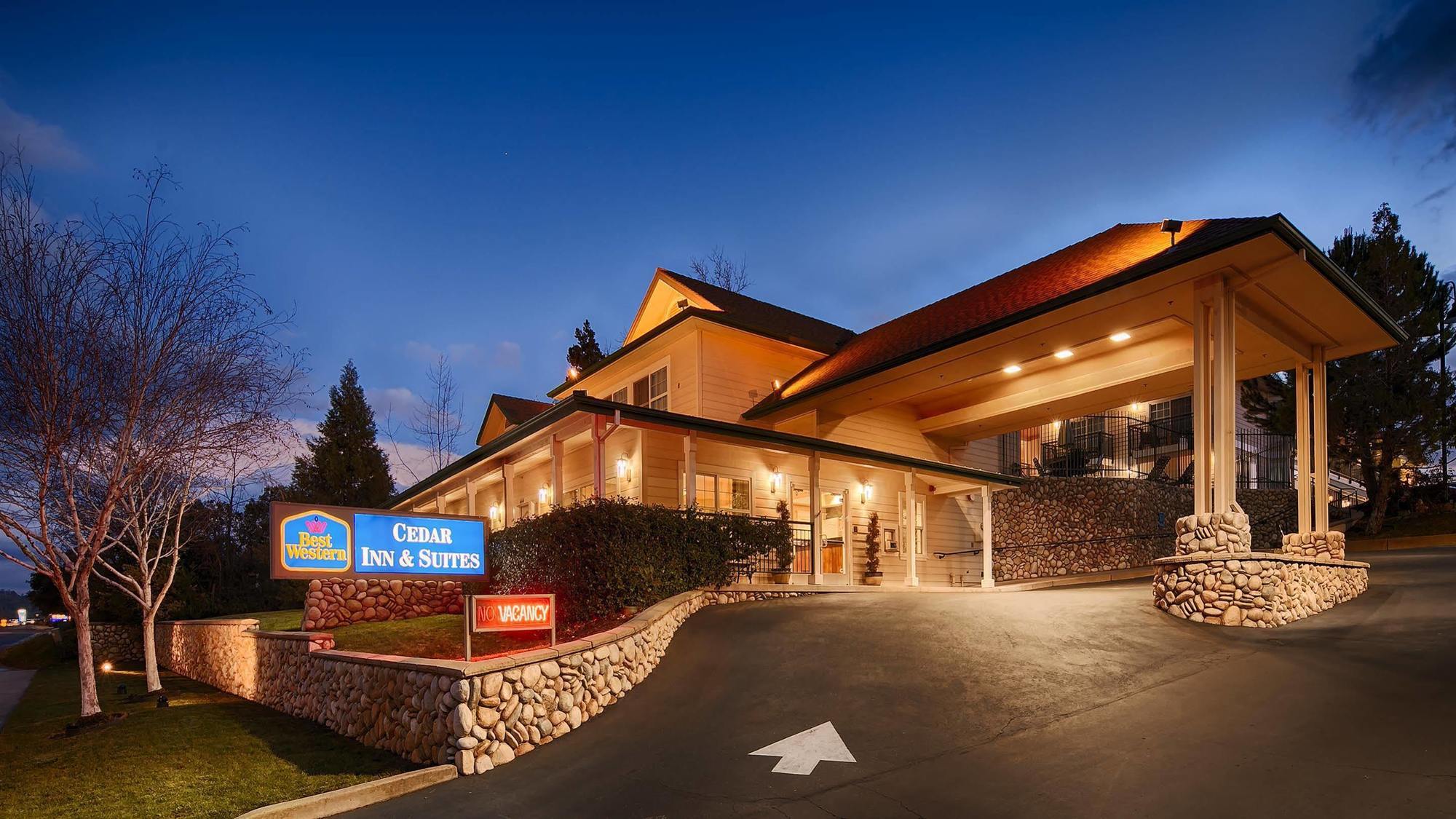 Best Western Cedar Inn & Suites Angels Camp Esterno foto